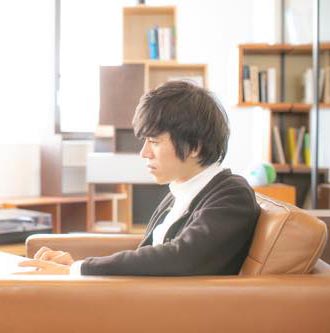 井口 貝
